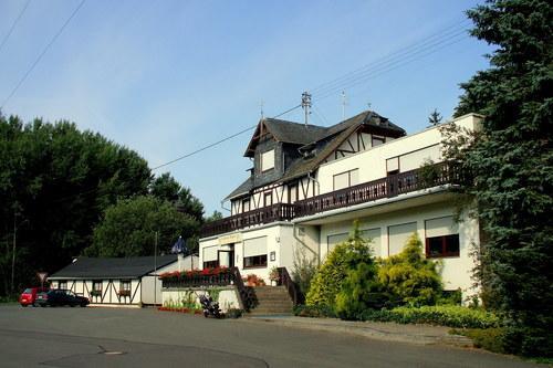 The Venue Frankfurt-Hahn Airport Hotel Hirschfeld Esterno foto